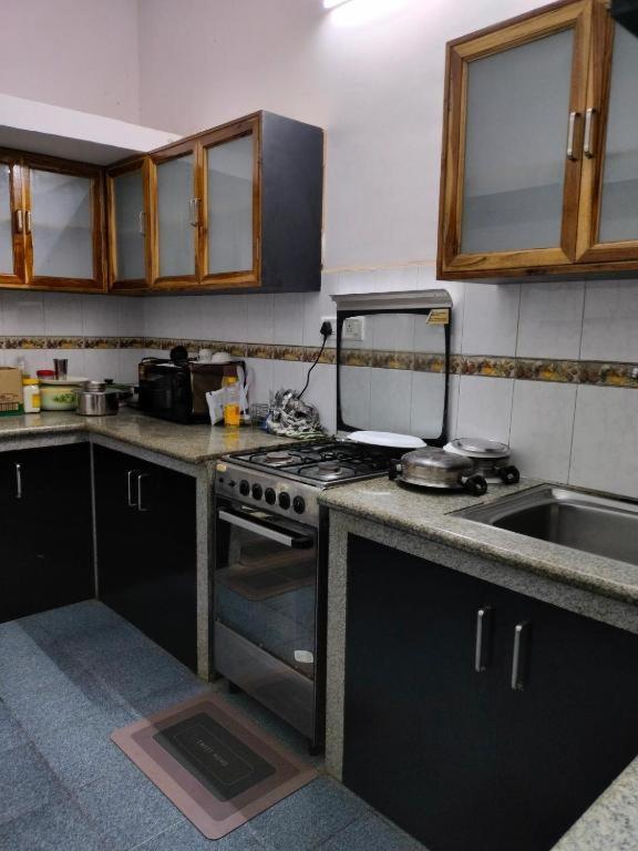Felix Homestay Enclave Панаджи Екстериор снимка